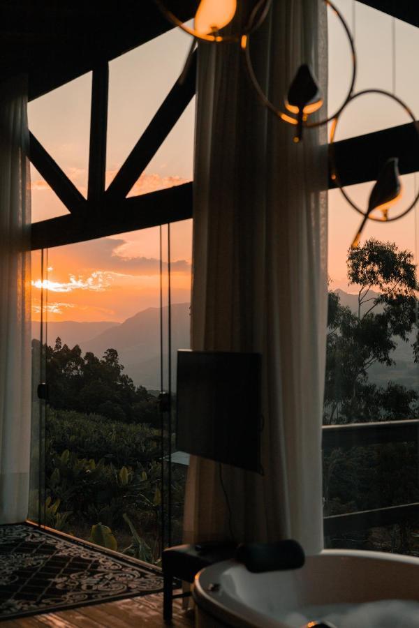 Nos Canyons Lodge